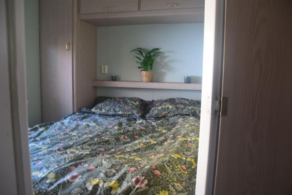 Te Huur: Leuke 4-Persoons Stacaravan Op Top Locatie! Hoenderloo Eksteriør bilde